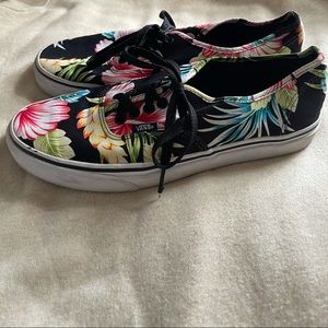 vans flowered print shoes. Great shape!